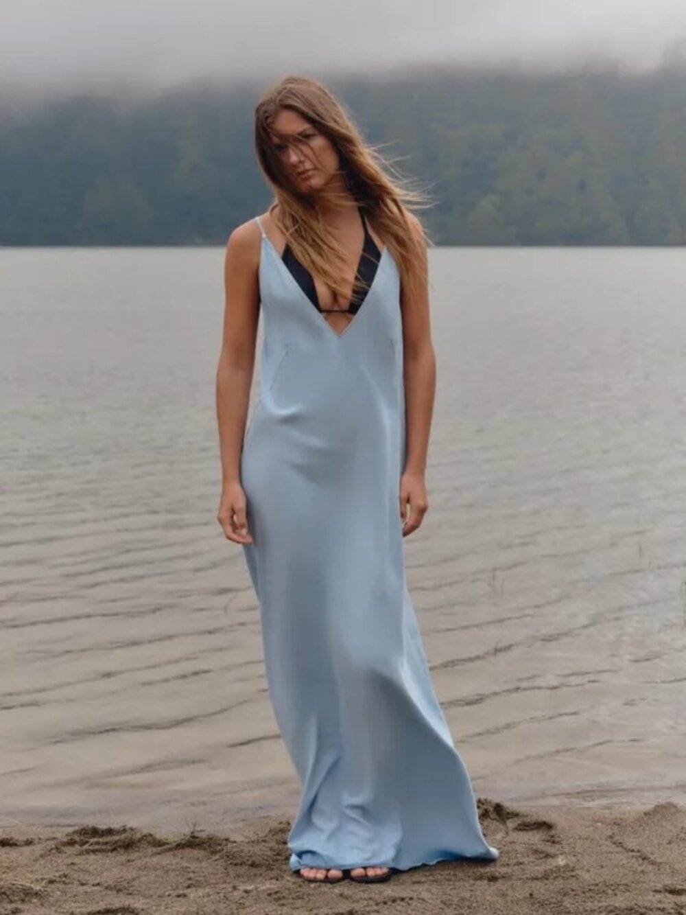NWT ZARA LIGHT BLUE DENIM DEEP V FLOWY MAXI DRESS, SIZE: XS